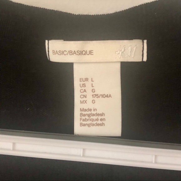 🍉2/$20🍉 H&M lightweight open front cardigan - Picture 2 of 2